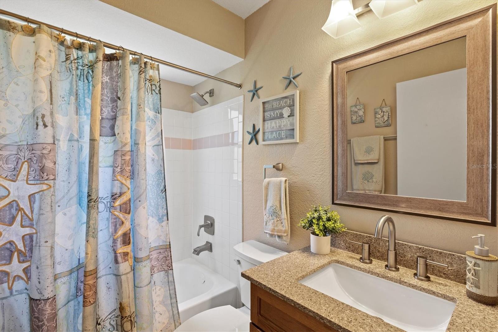 Image 41 of 92 For 20330 Emerald Avenue