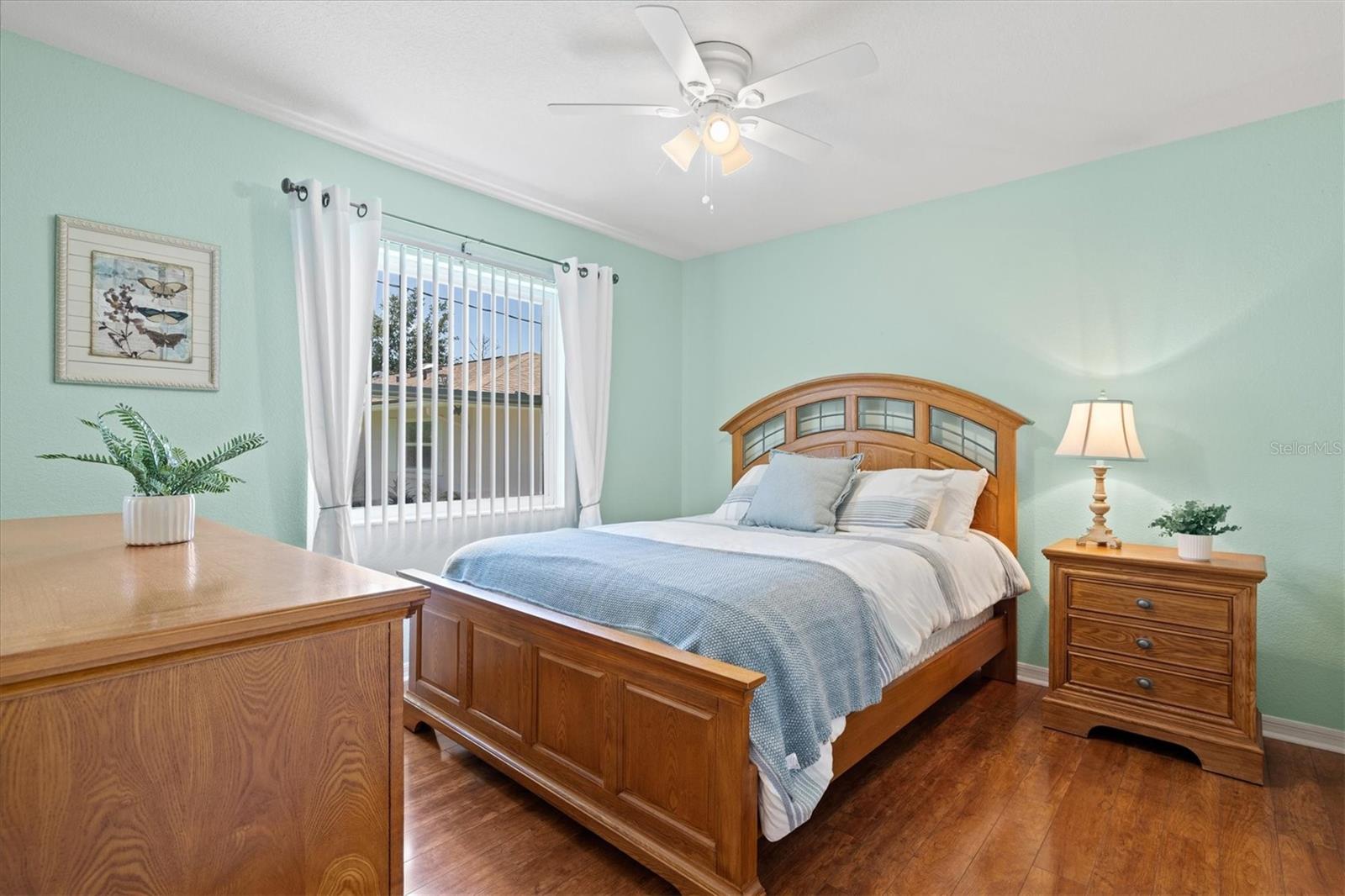 Image 42 of 92 For 20330 Emerald Avenue