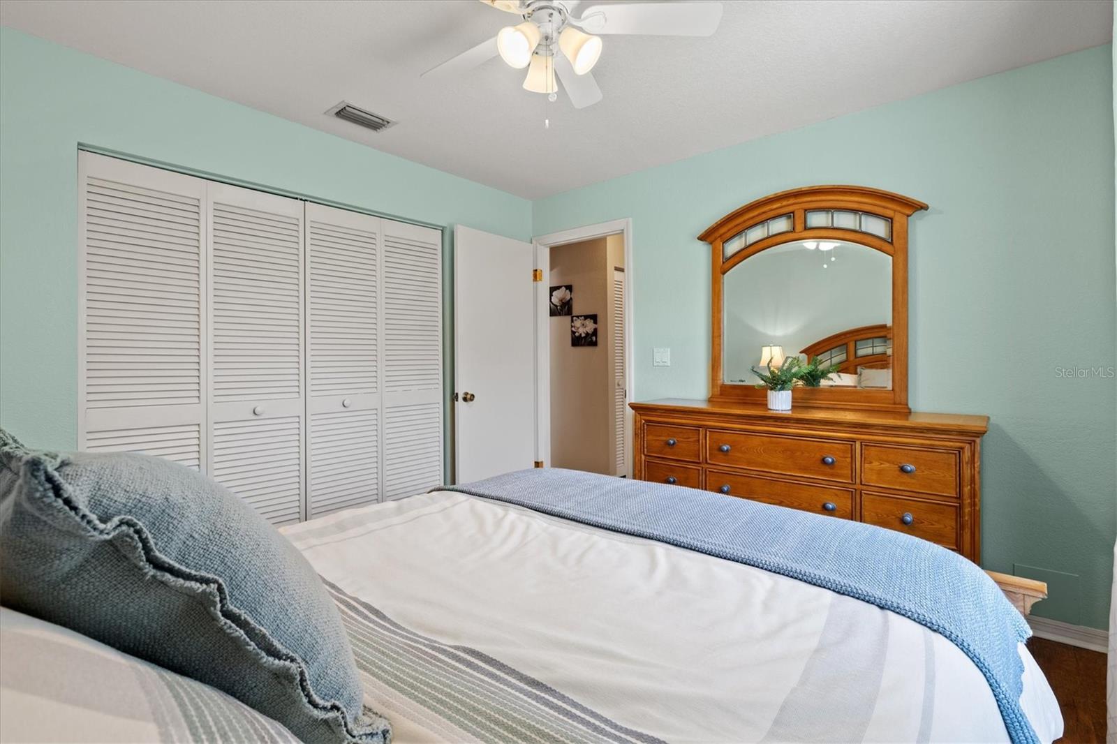 Image 43 of 92 For 20330 Emerald Avenue