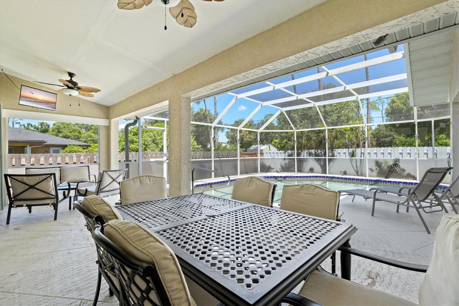 Image 49 of 92 For 20330 Emerald Avenue