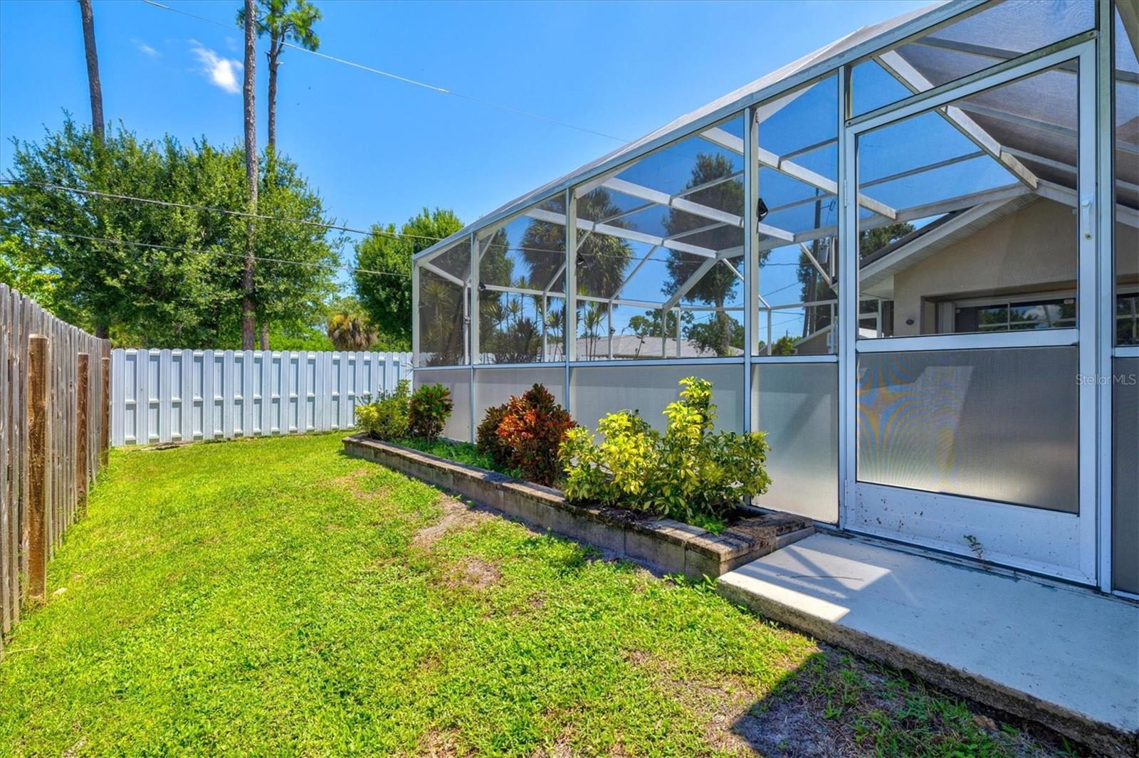 Image 55 of 92 For 20330 Emerald Avenue