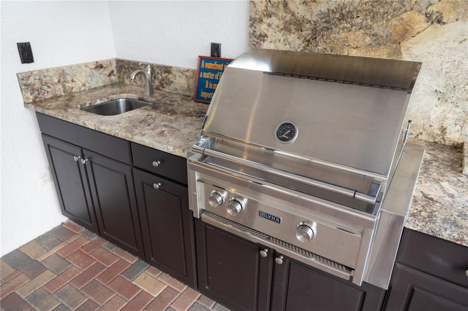 Image 43 of 86 For 23823 Waverly Circle
