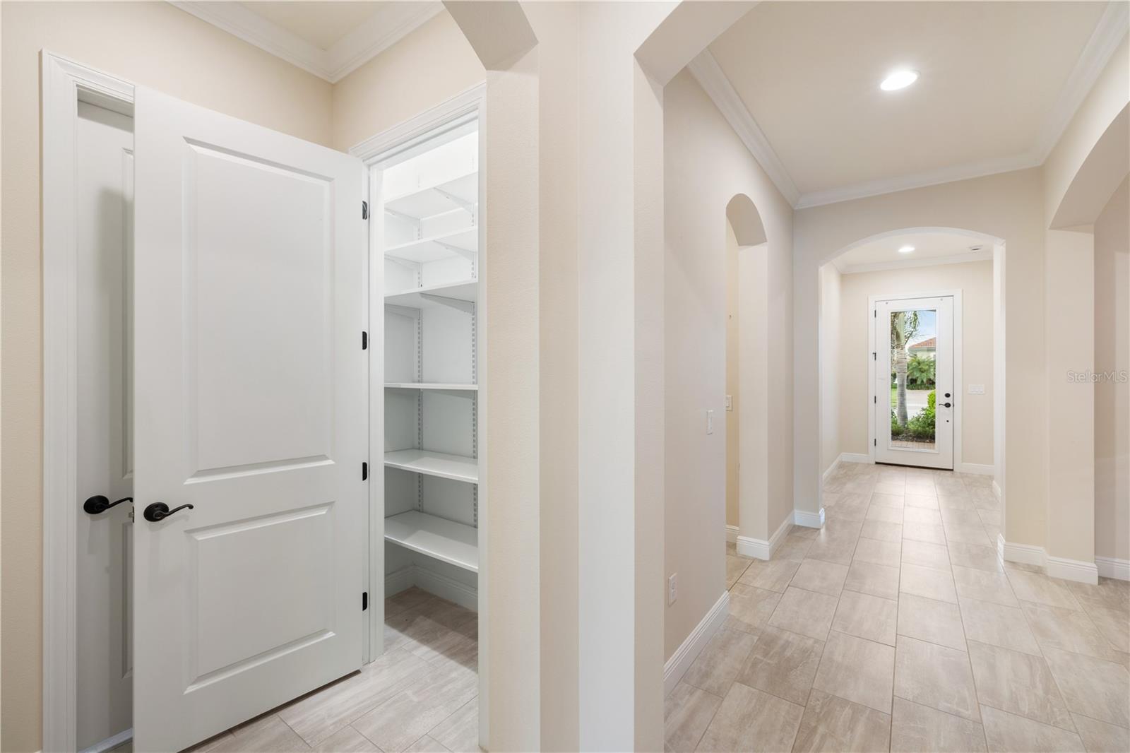 Image 8 of 86 For 23823 Waverly Circle