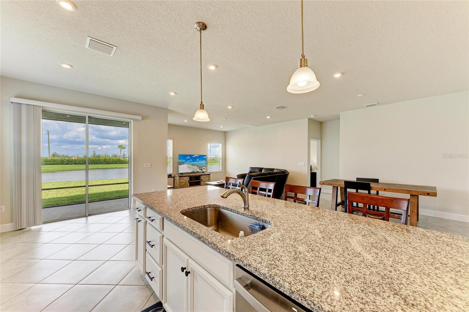 Image 13 of 51 For 9814 Daybreak Glen