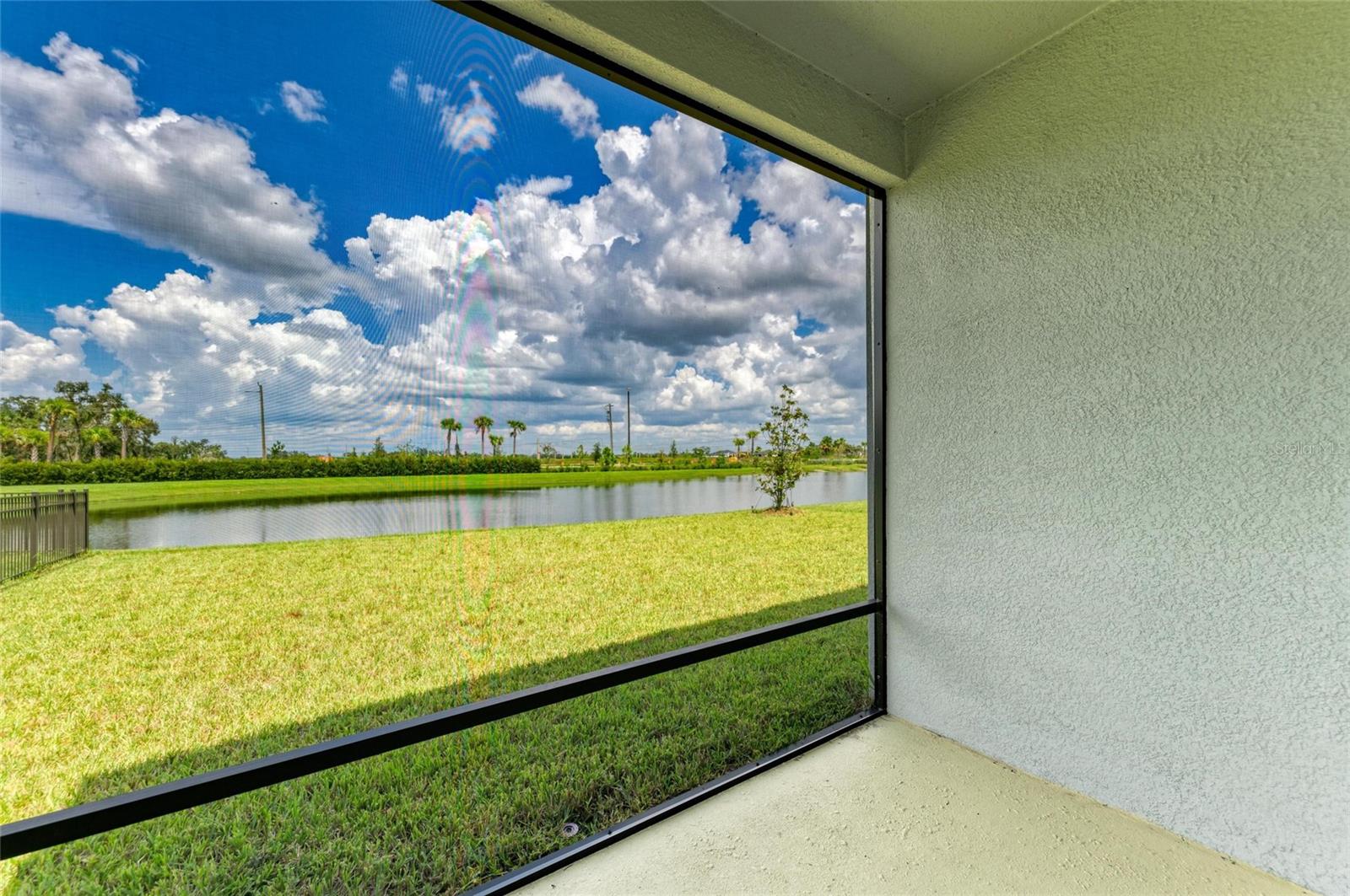 Image 35 of 51 For 9814 Daybreak Glen