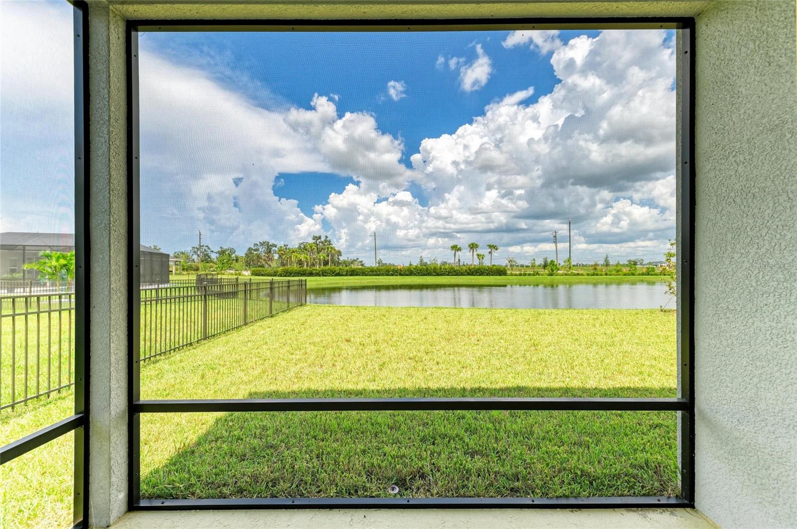 Image 36 of 51 For 9814 Daybreak Glen