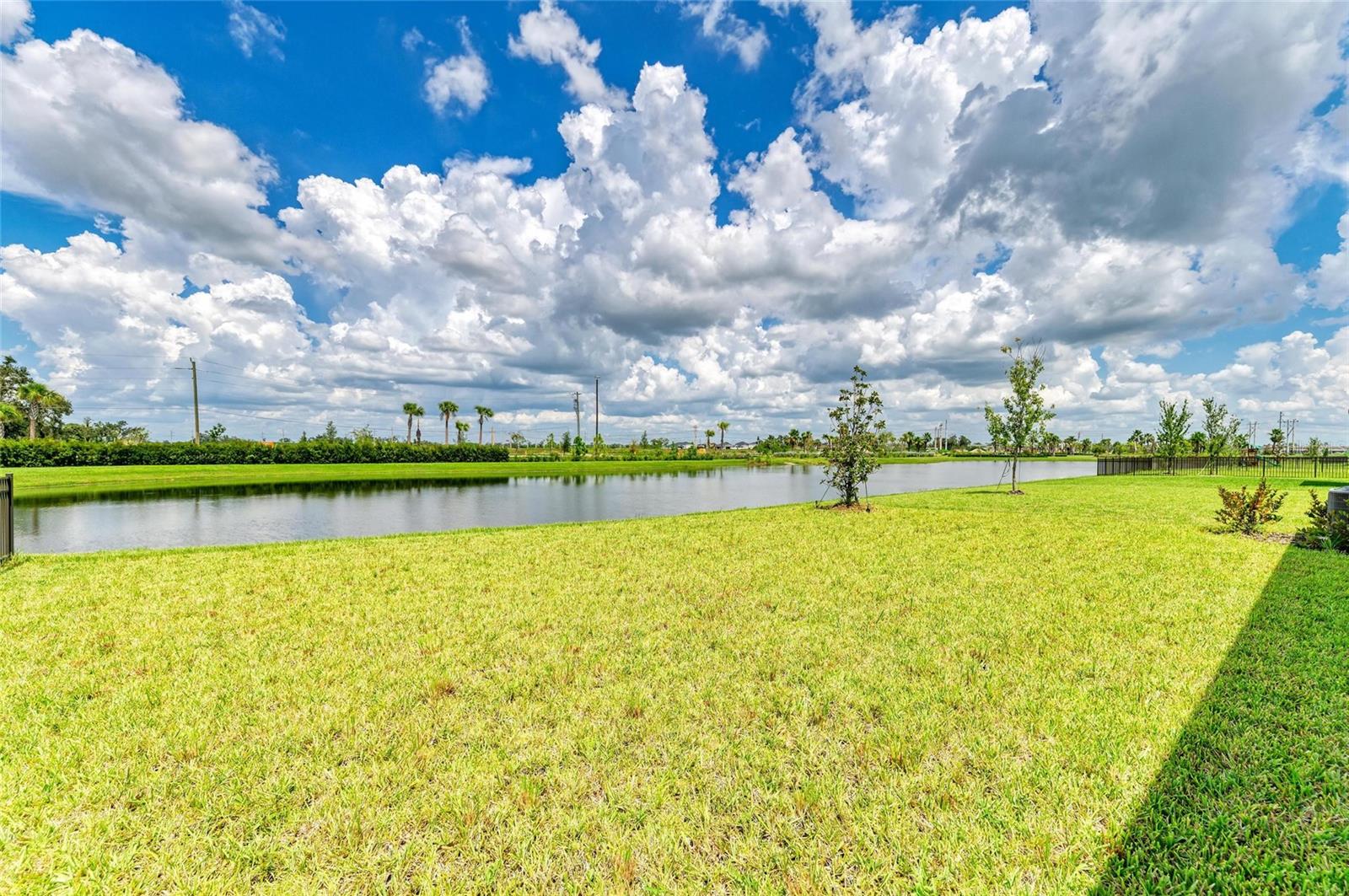 Image 37 of 51 For 9814 Daybreak Glen