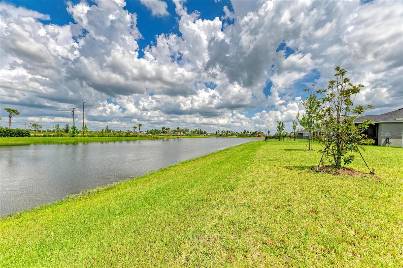 Image 39 of 51 For 9814 Daybreak Glen