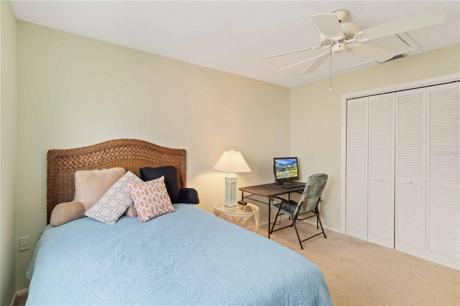 Image 18 of 27 For 1743 Lake Place 1743c