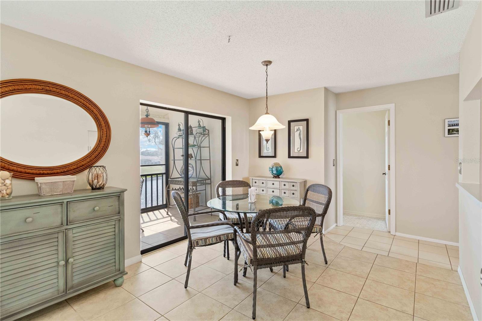 Image 9 of 27 For 1743 Lake Place 1743c