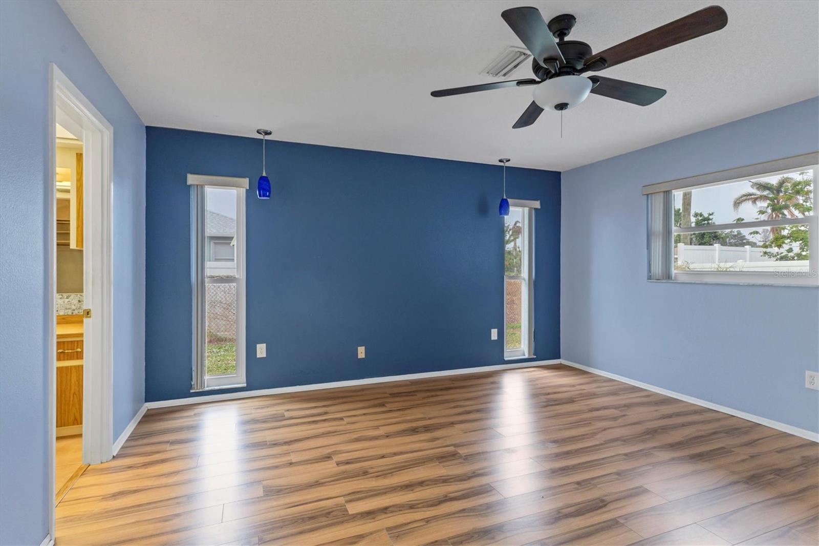 Image 15 of 29 For 5221 Lemon Bay Drive