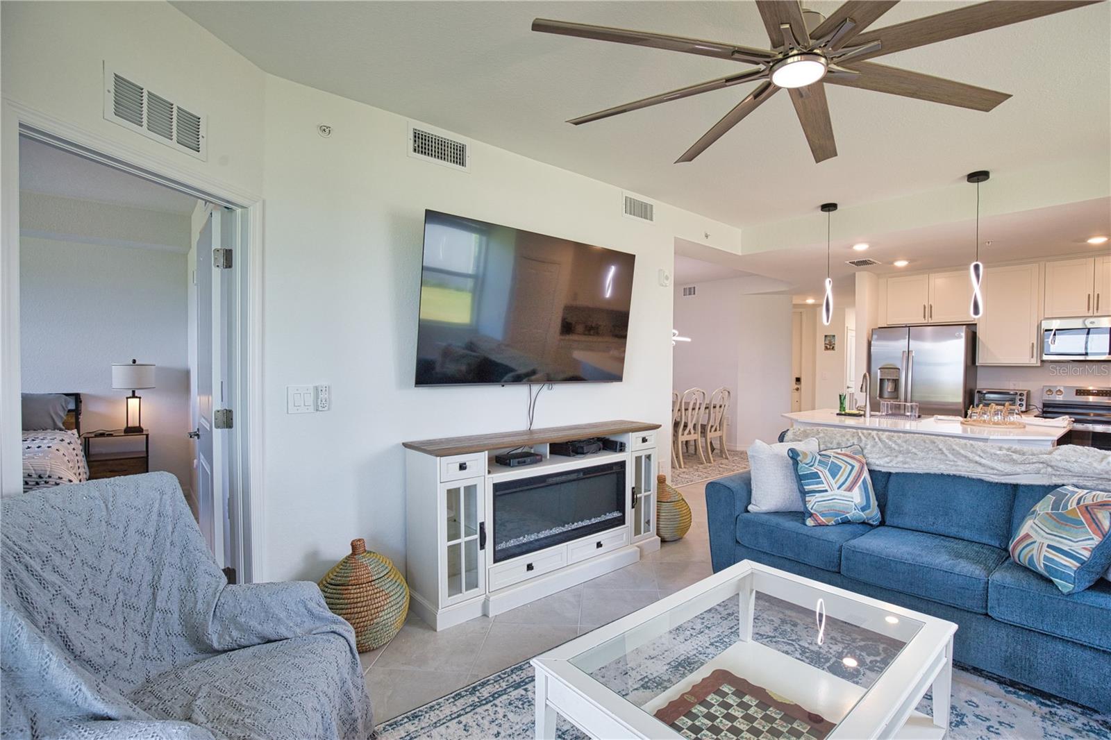 Image 13 of 26 For 17625 Opal Sand Drive 101