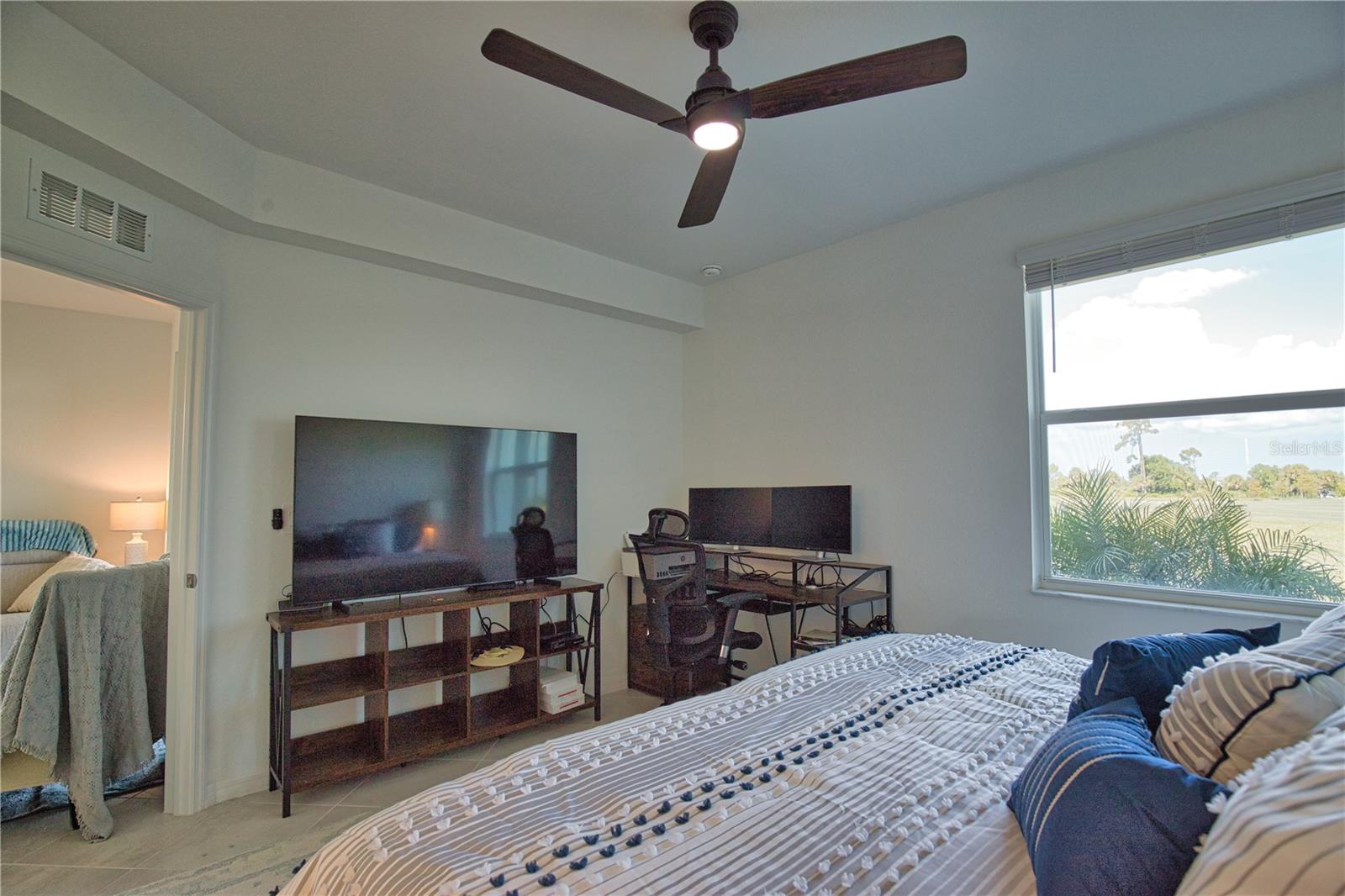 Image 15 of 26 For 17625 Opal Sand Drive 101