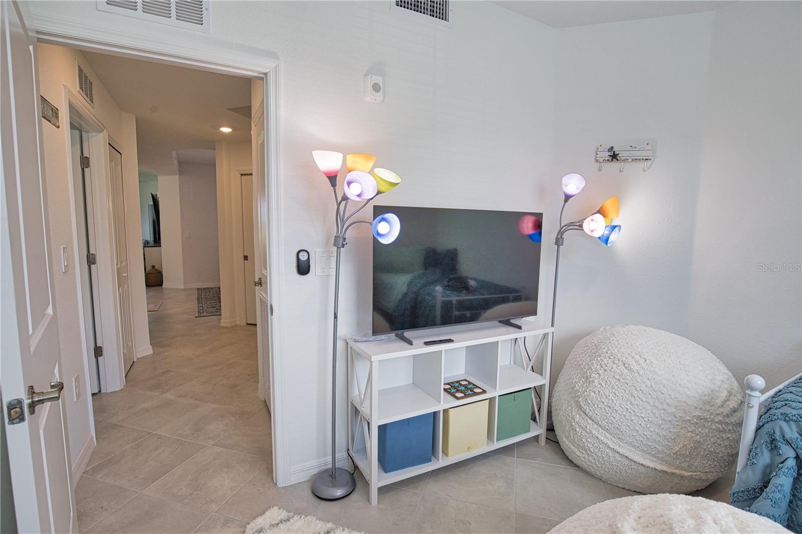 Image 21 of 26 For 17625 Opal Sand Drive 101