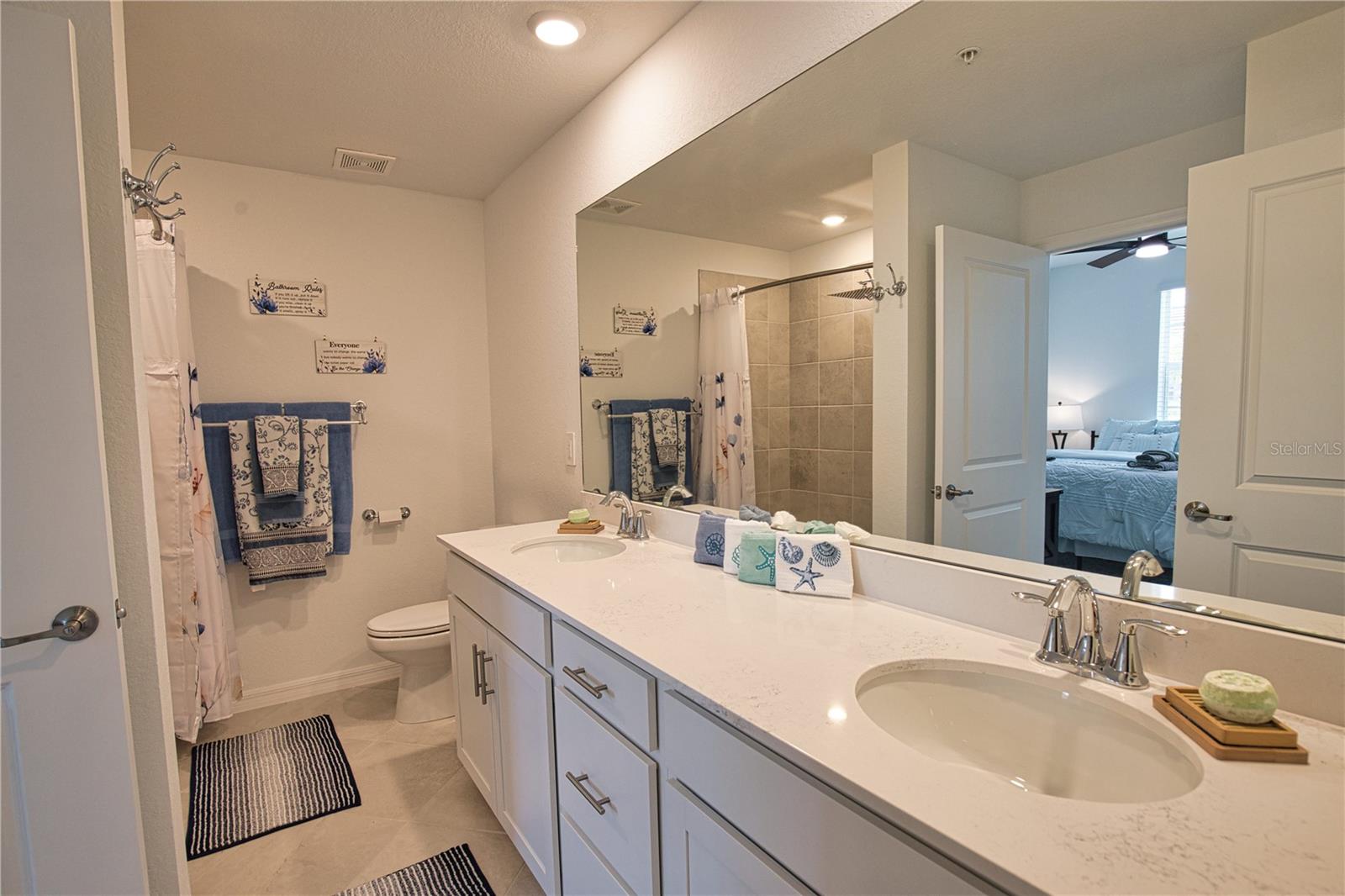 Image 22 of 26 For 17625 Opal Sand Drive 101