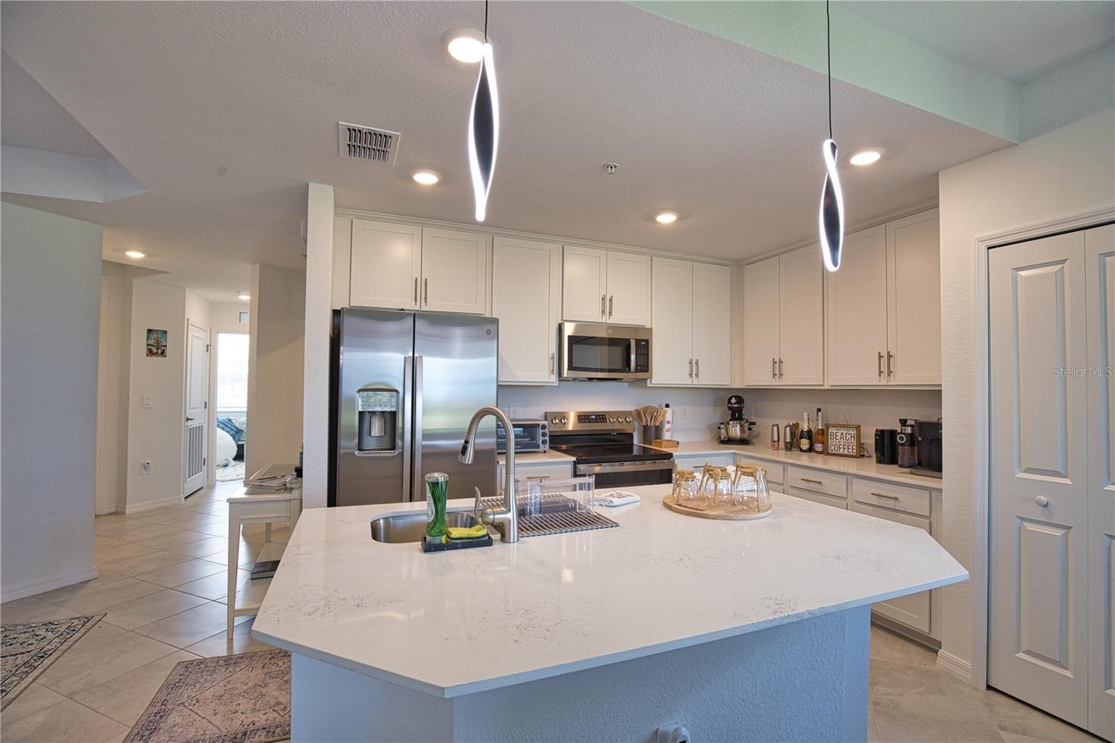 Image 5 of 26 For 17625 Opal Sand Drive 101