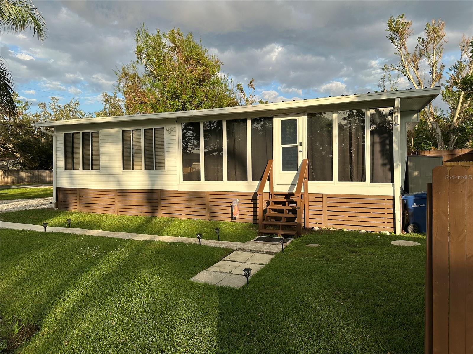 Image 12 of 40 For 400 Olive Avenue