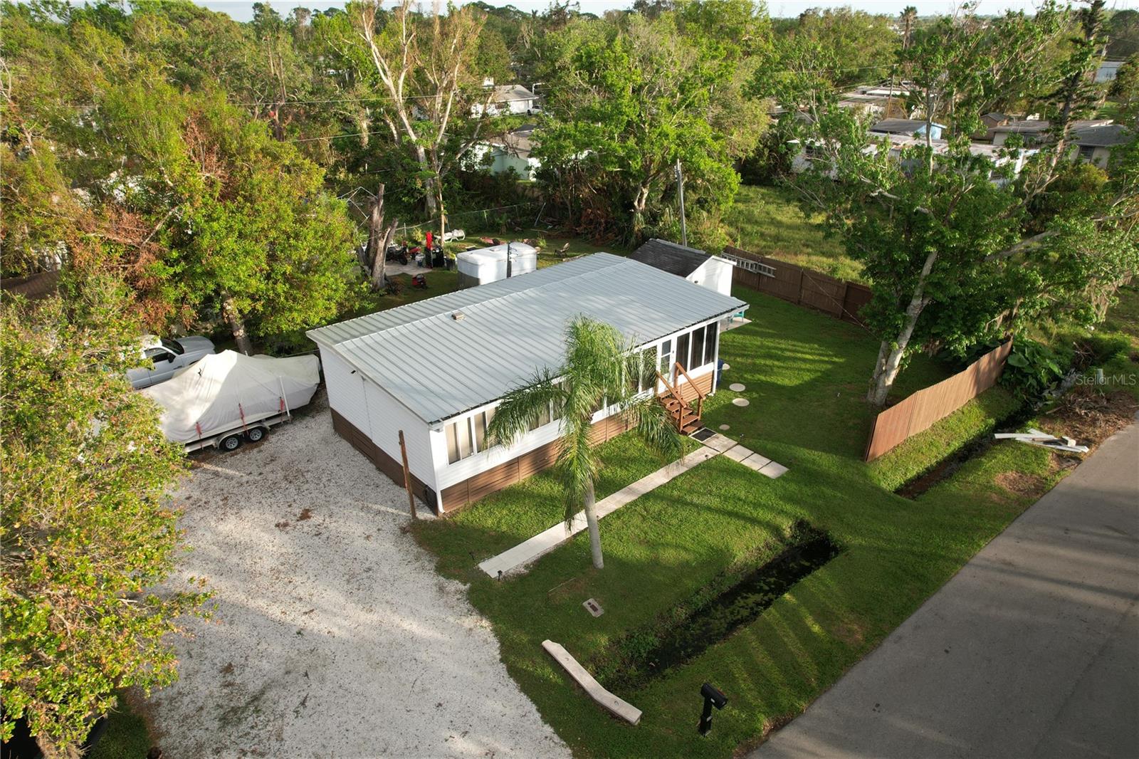 Image 2 of 40 For 400 Olive Avenue