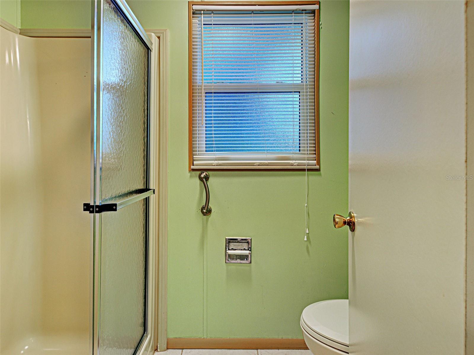 Image 22 of 56 For 620 Woodwyn Court