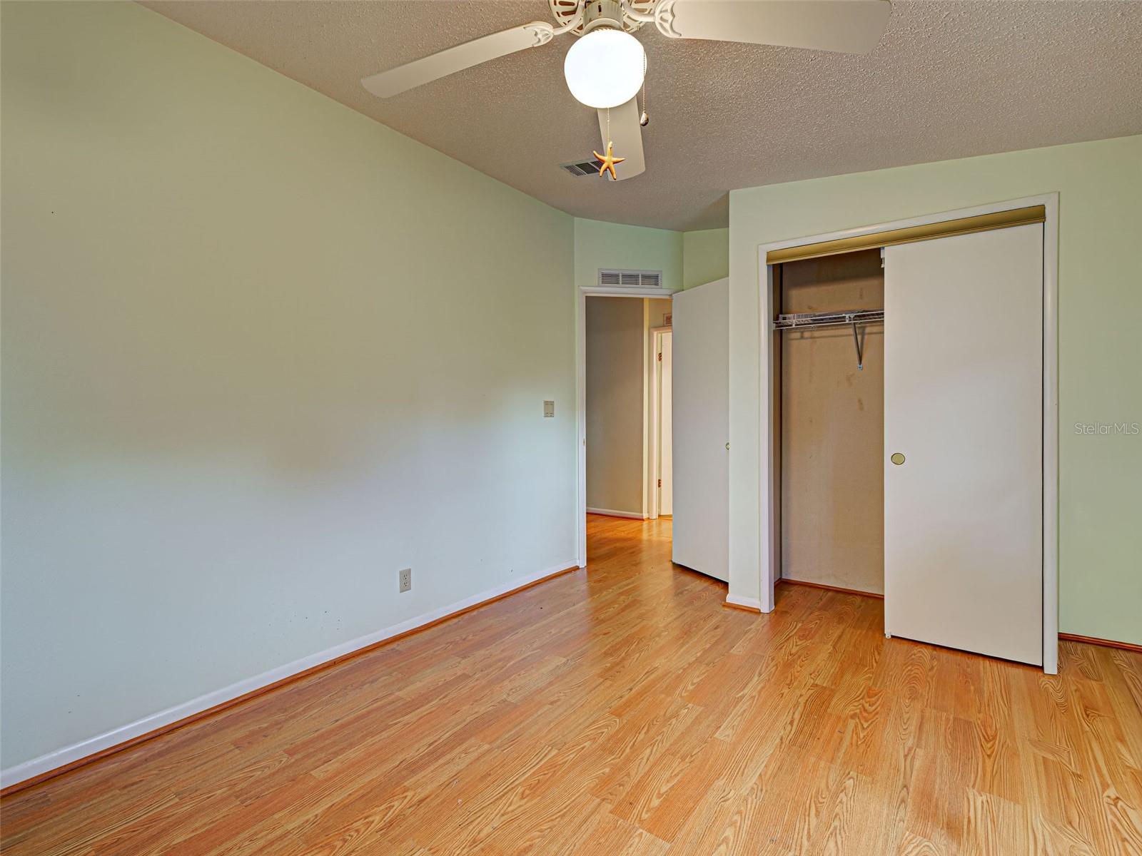 Image 27 of 56 For 620 Woodwyn Court