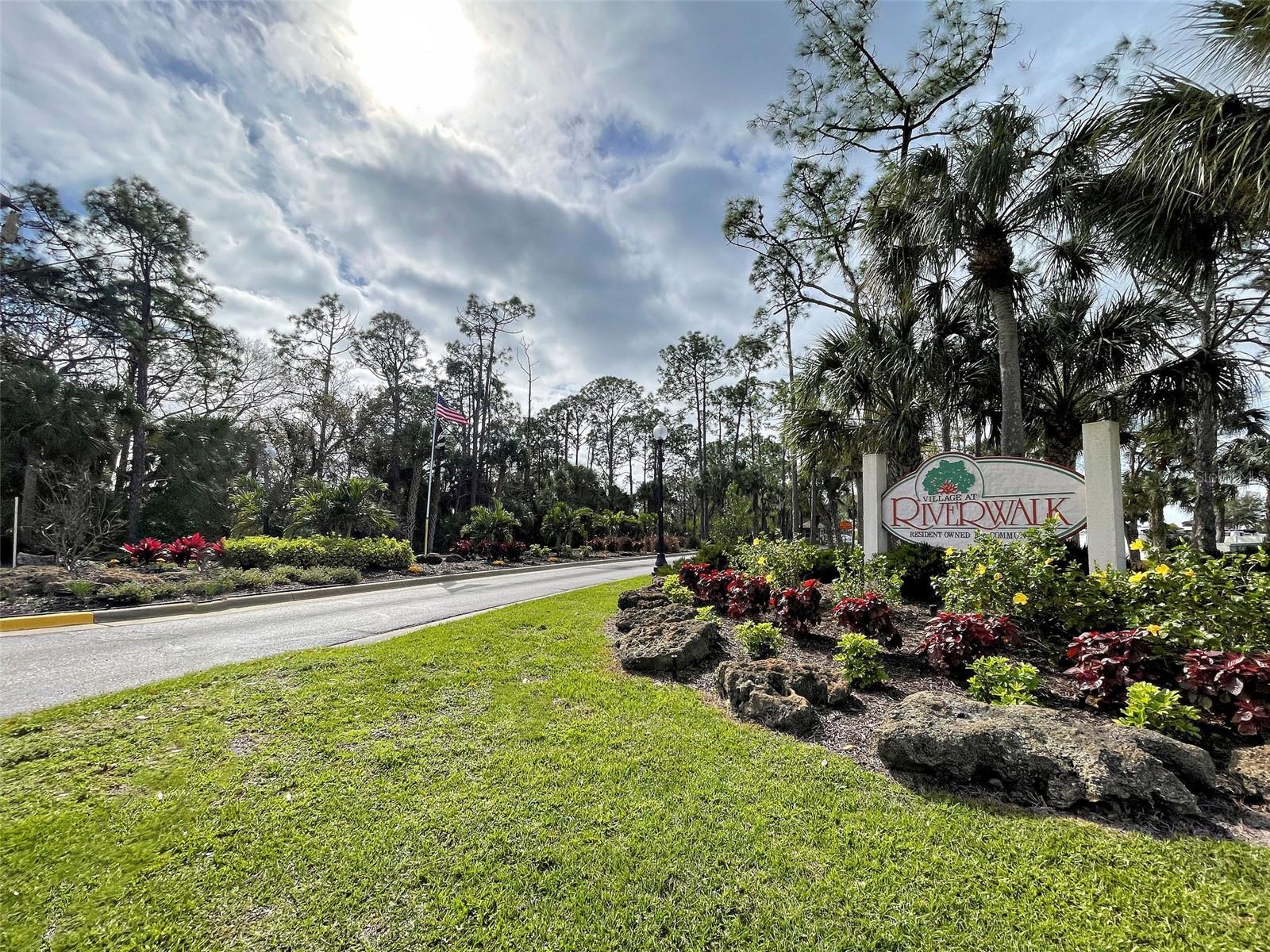 Image 36 of 56 For 620 Woodwyn Court