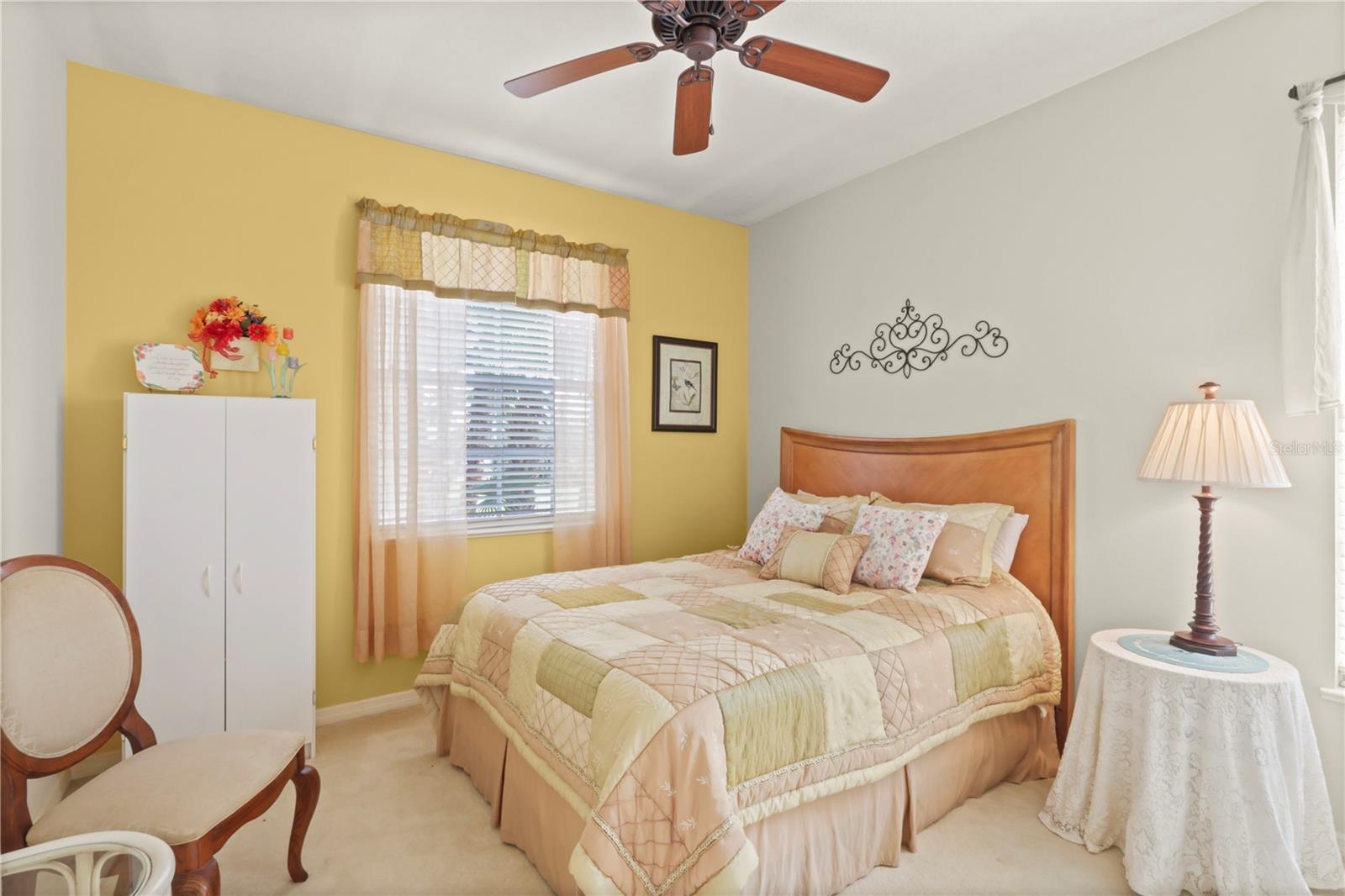 Image 21 of 48 For 780 Montrose Drive 101