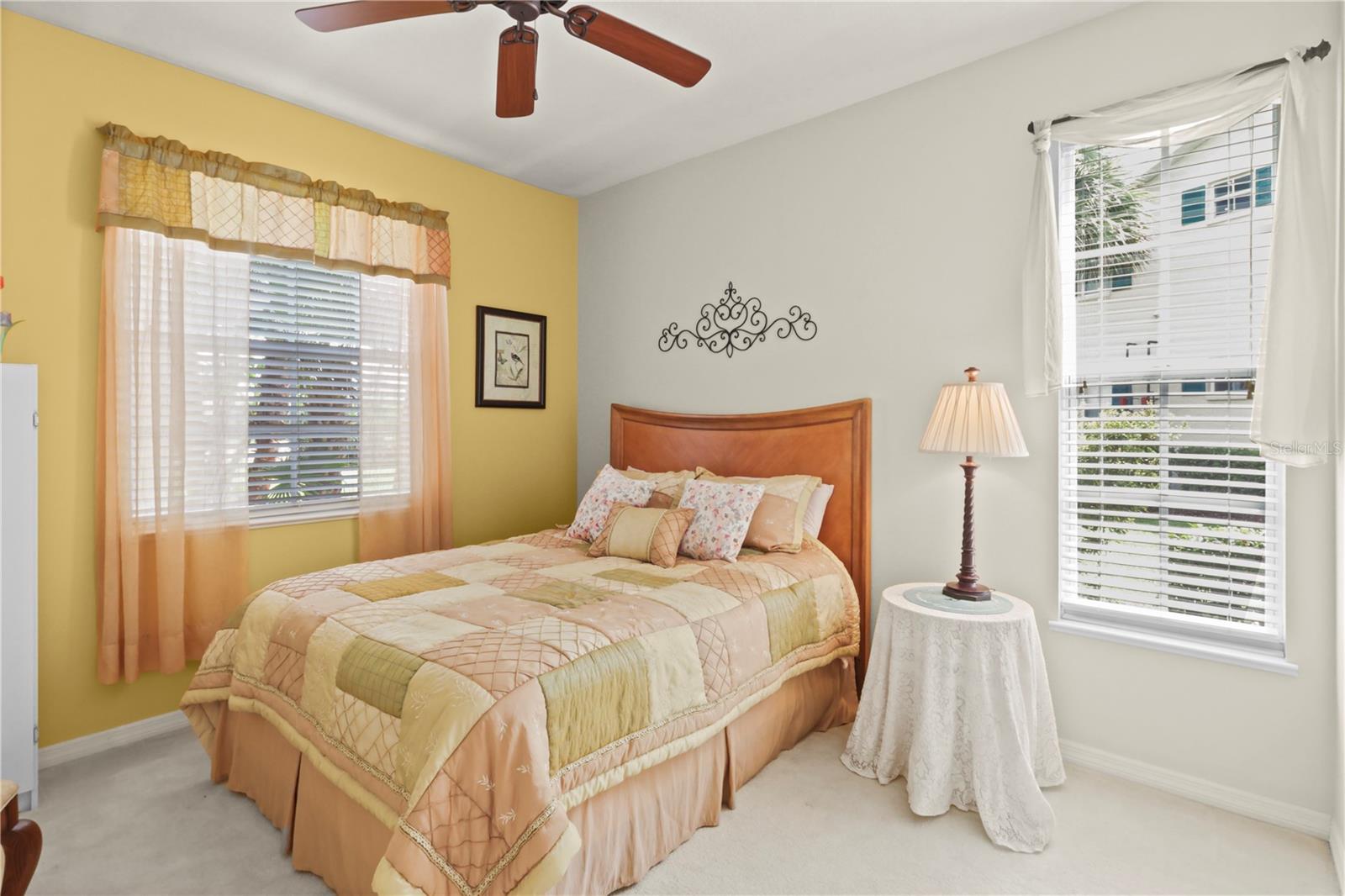 Image 22 of 48 For 780 Montrose Drive 101