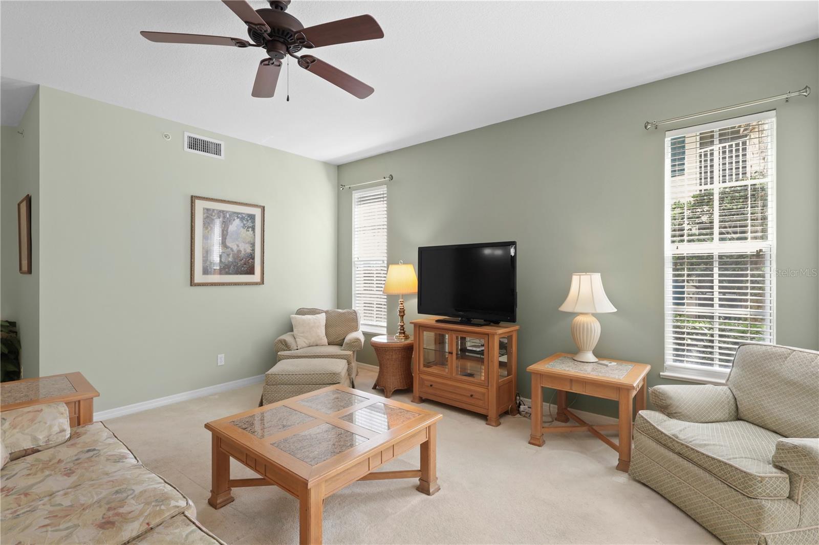 Image 6 of 48 For 780 Montrose Drive 101