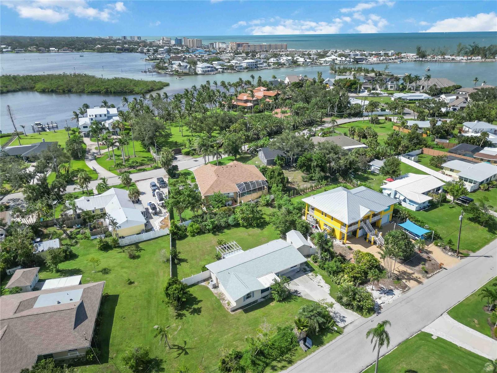 Image 32 of 45 For 509 Palm Avenue