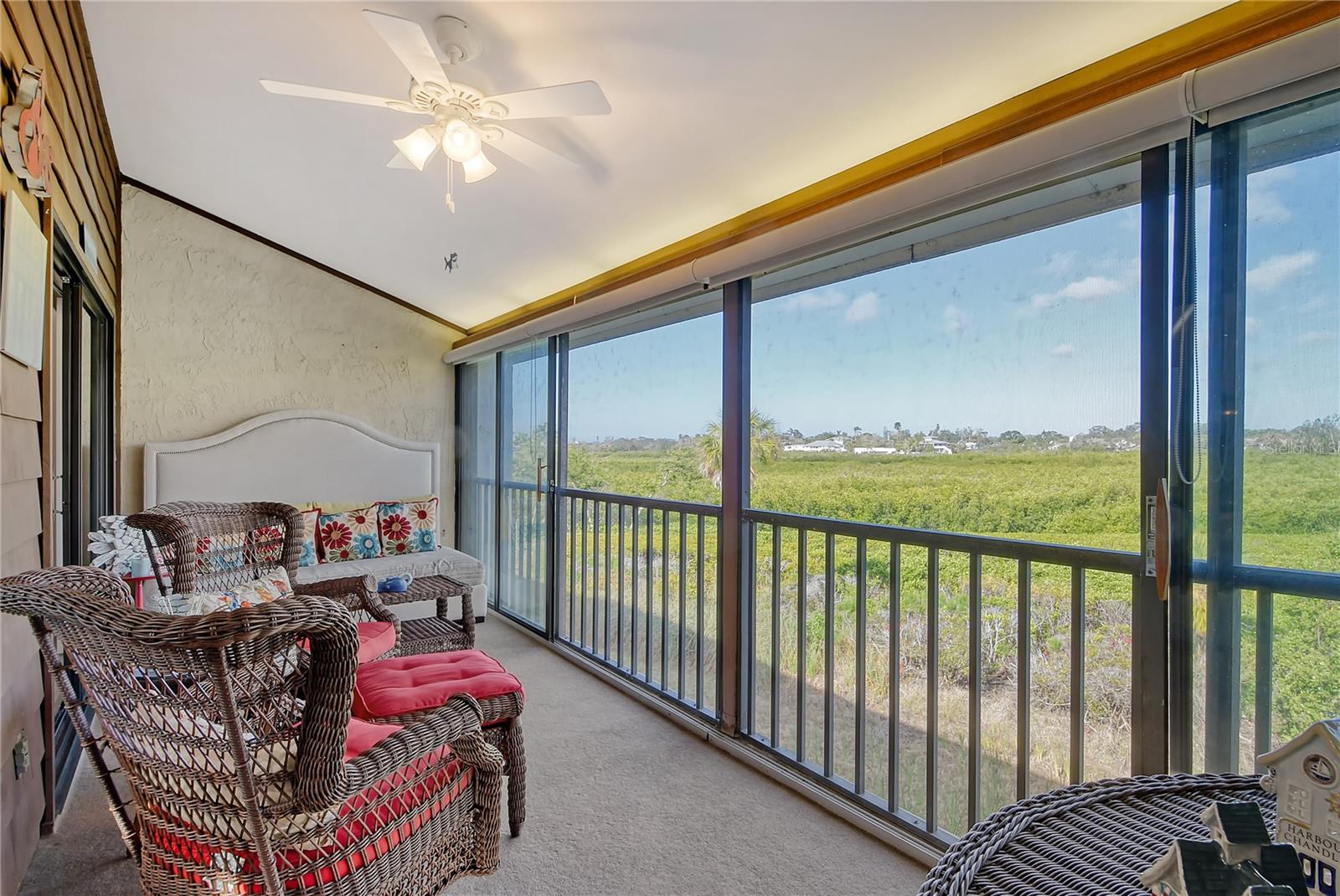 Image 12 of 50 For 1106 Bird Bay Way 316
