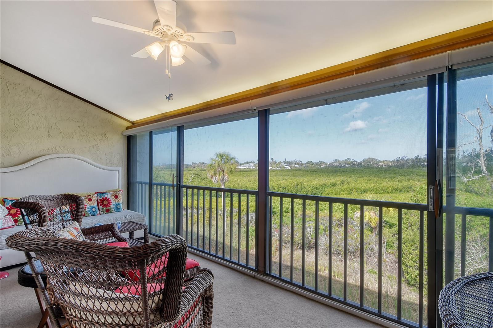 Image 13 of 50 For 1106 Bird Bay Way 316