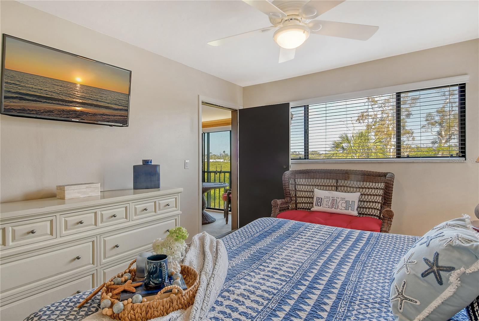 Image 15 of 50 For 1106 Bird Bay Way 316