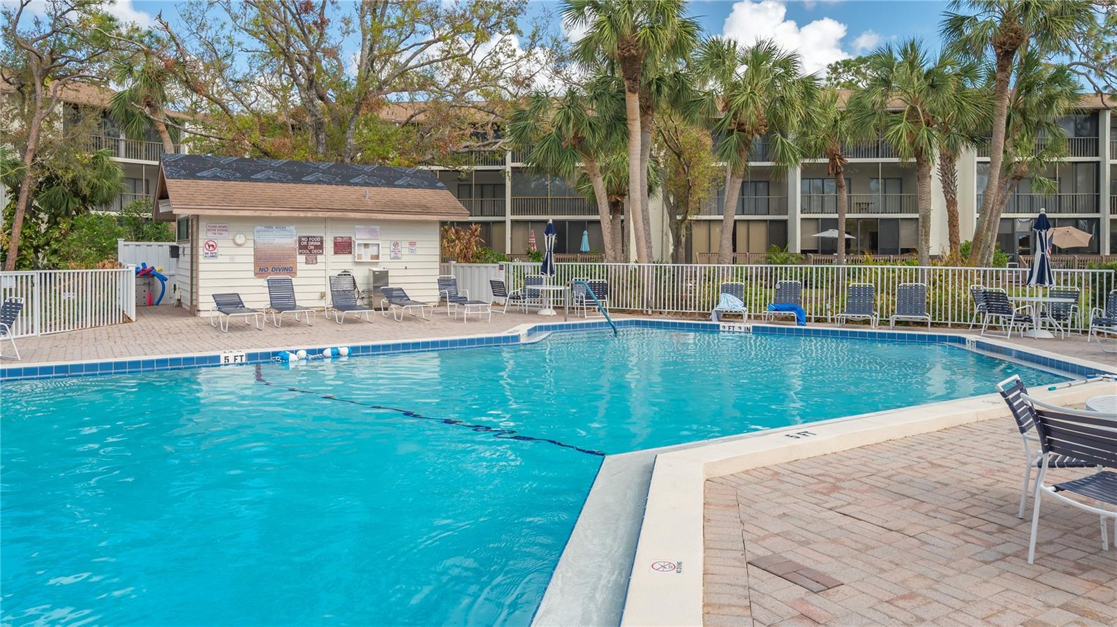 Image 38 of 50 For 1106 Bird Bay Way 316