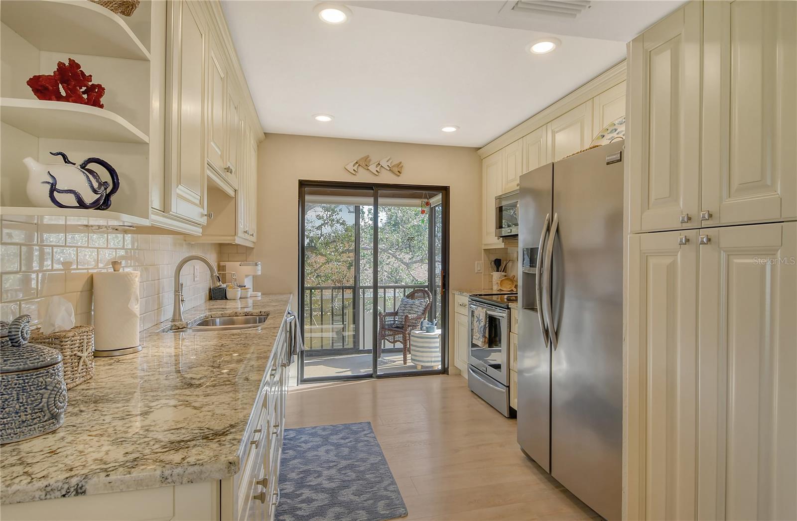 Image 4 of 50 For 1106 Bird Bay Way 316