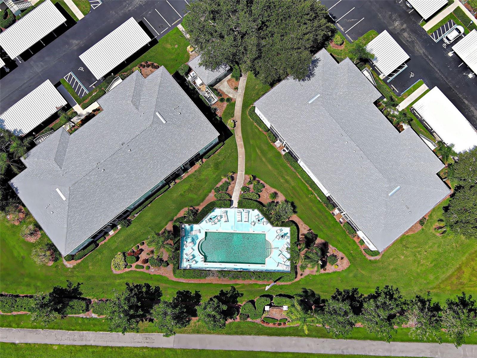 Image 34 of 37 For 5725 Greenwood Avenue 9201