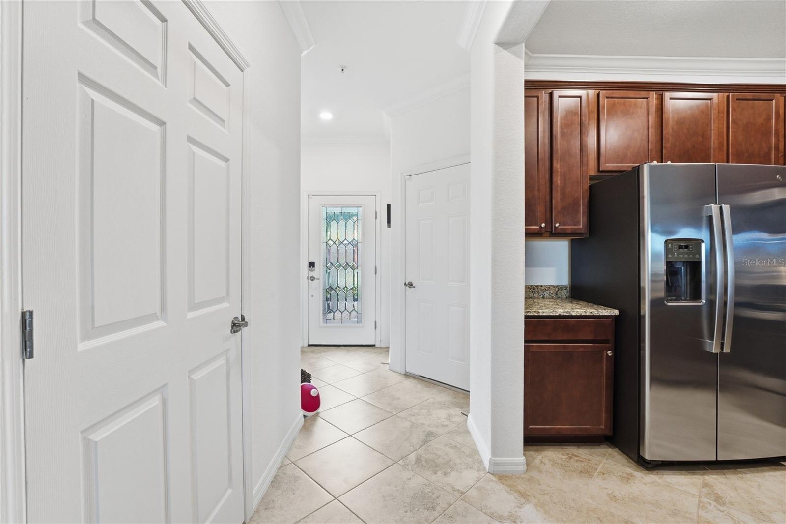 Image 5 of 89 For 20392 Lagente Circle