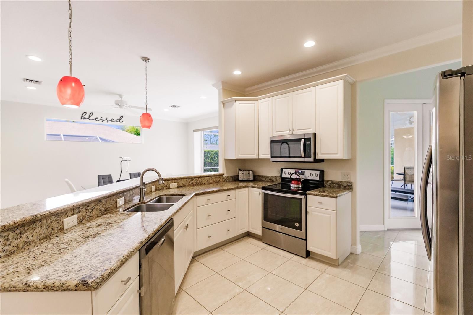 Image 19 of 72 For 2209 Sonoma Drive E