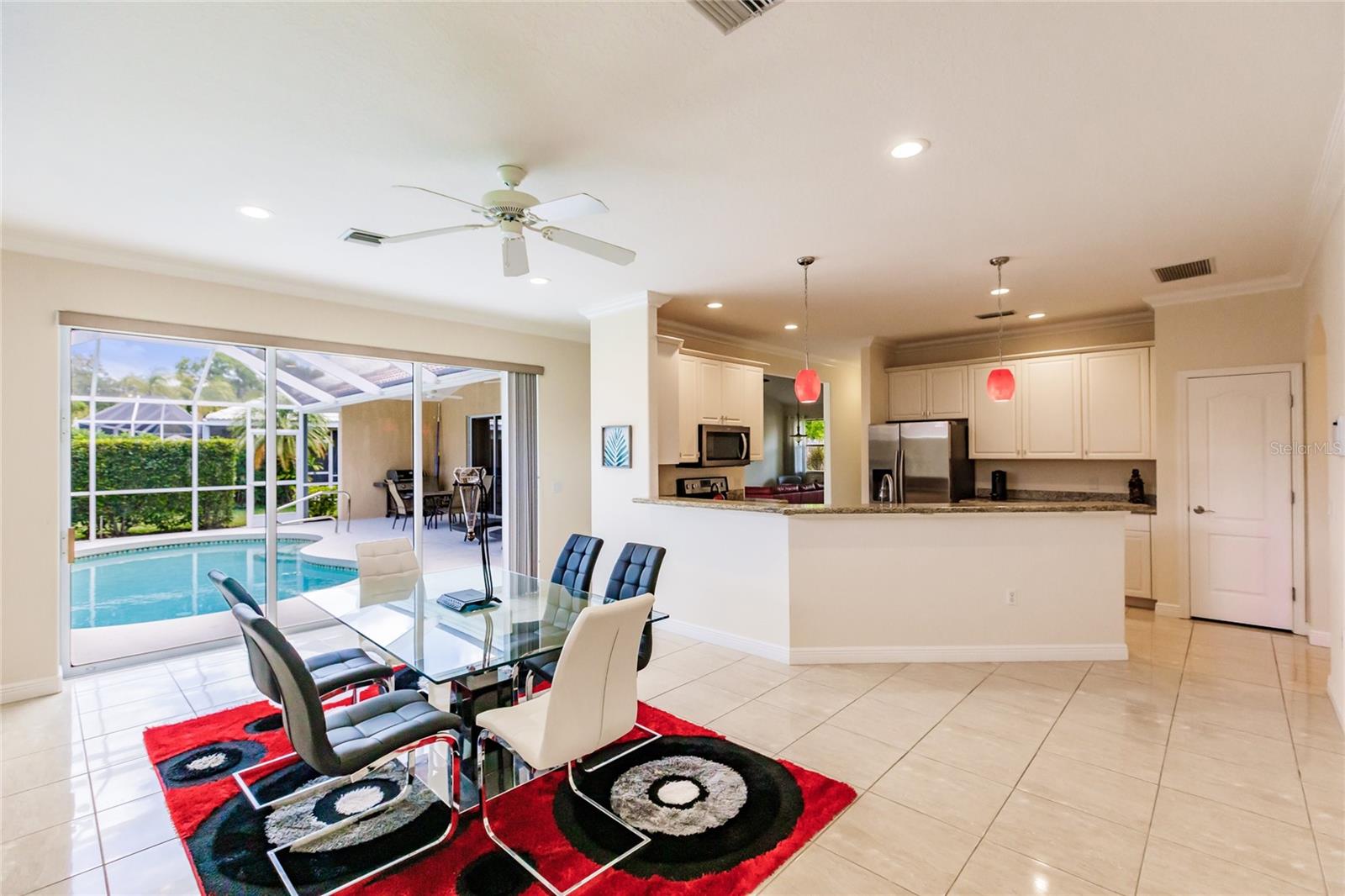 Image 22 of 72 For 2209 Sonoma Drive E