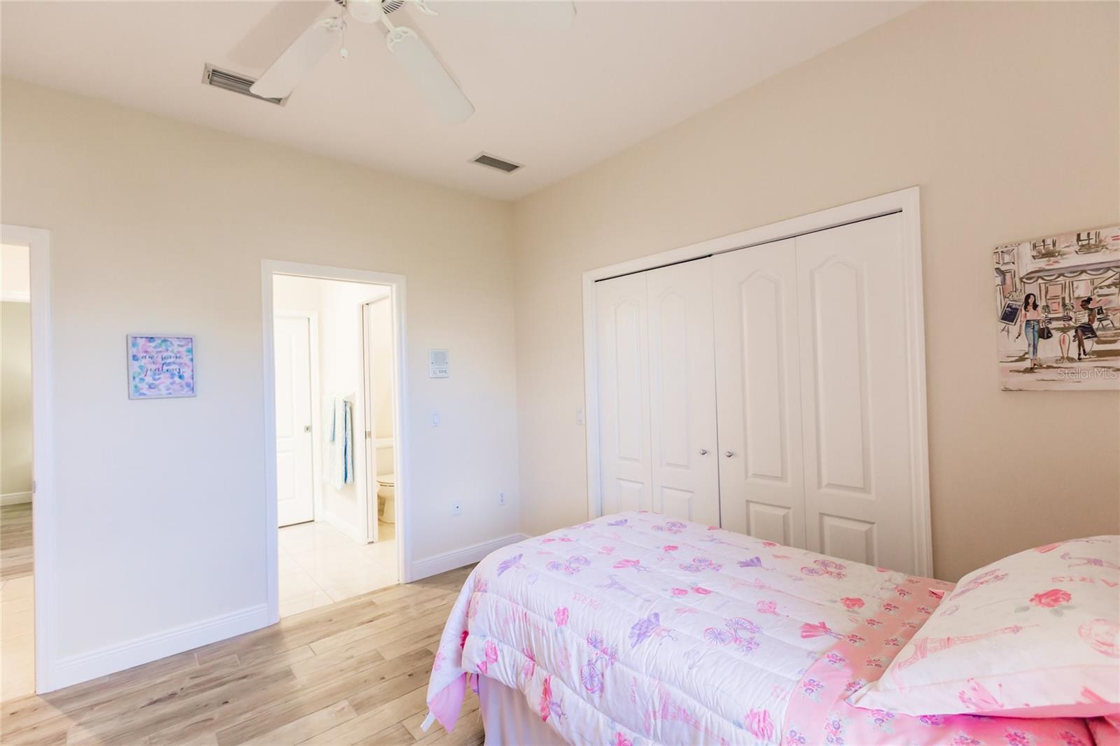 Image 41 of 72 For 2209 Sonoma Drive E