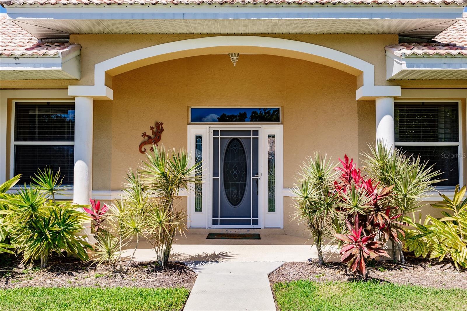 Image 6 of 72 For 2209 Sonoma Drive E