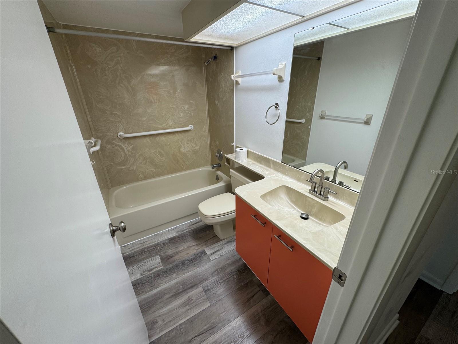 Image 17 of 20 For 3145 Windrush Bourne  52