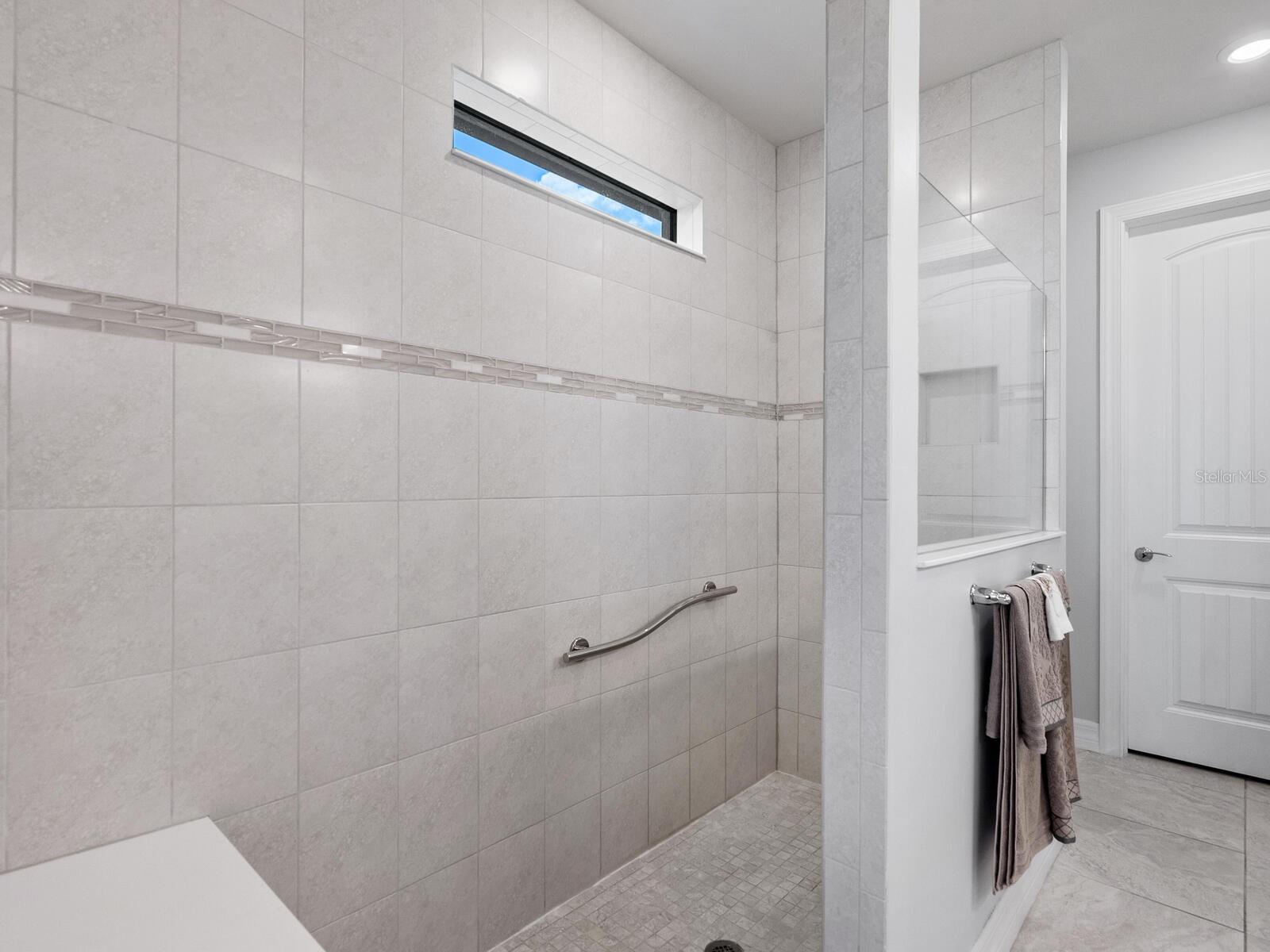 Image 19 of 38 For 13240 Esposito Street