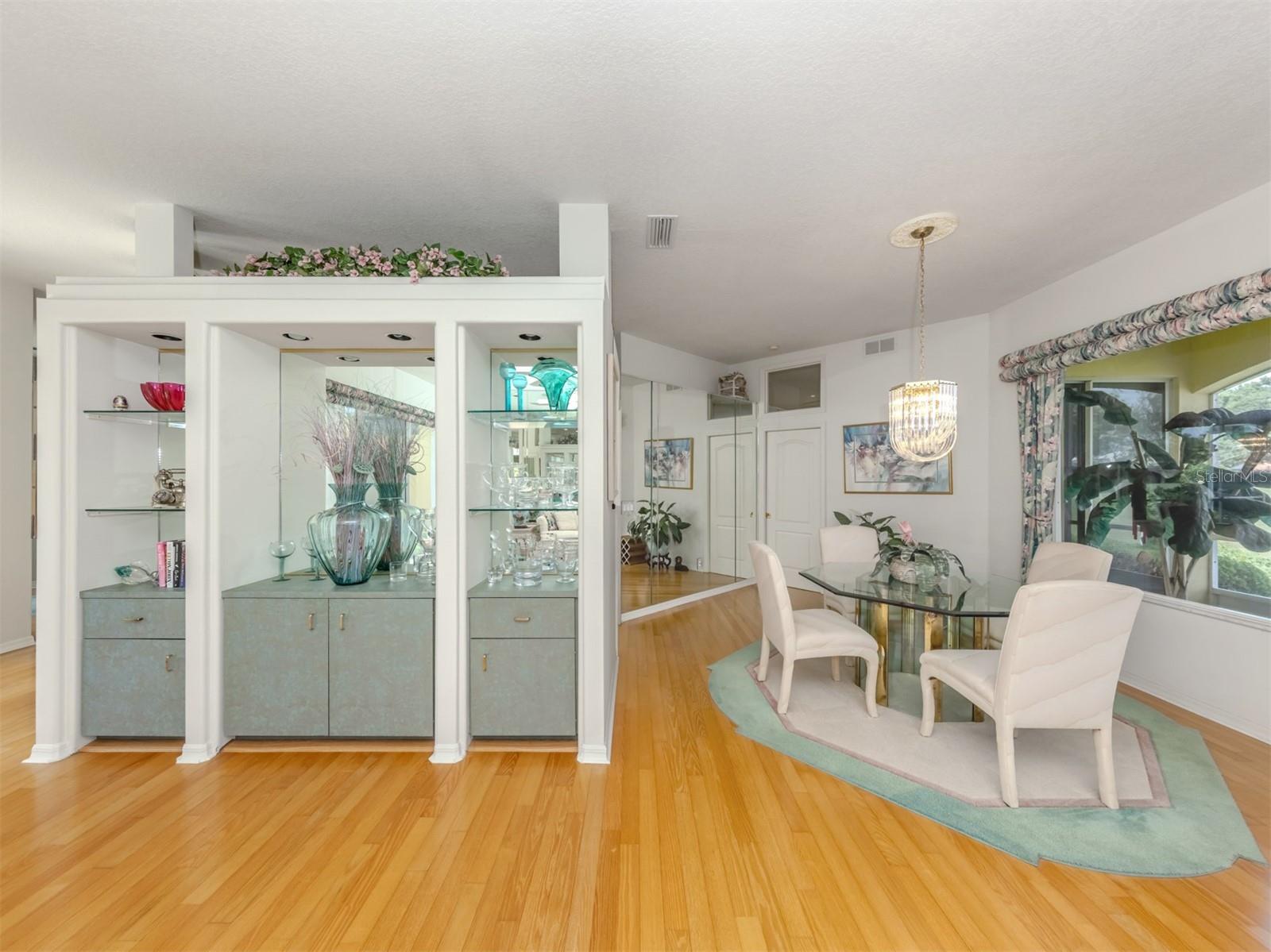 Image 11 of 70 For 210 Vestavia Drive