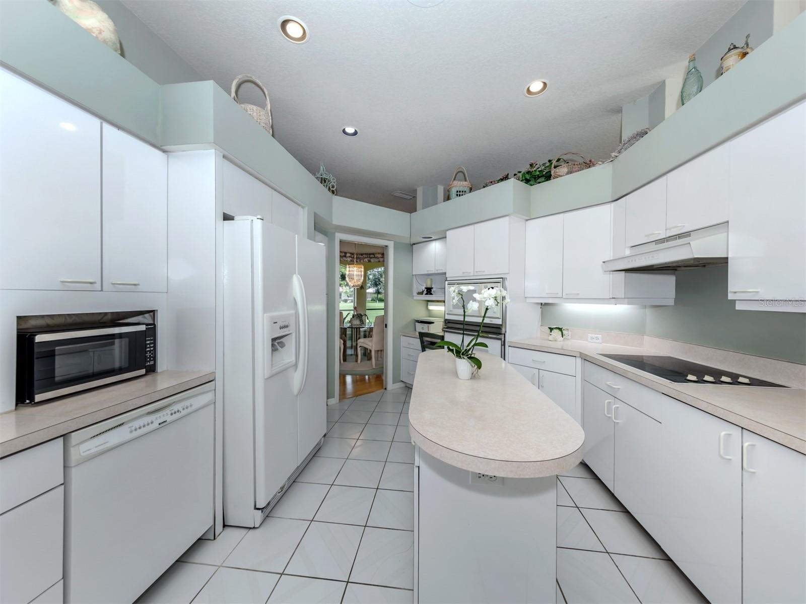 Image 18 of 70 For 210 Vestavia Drive