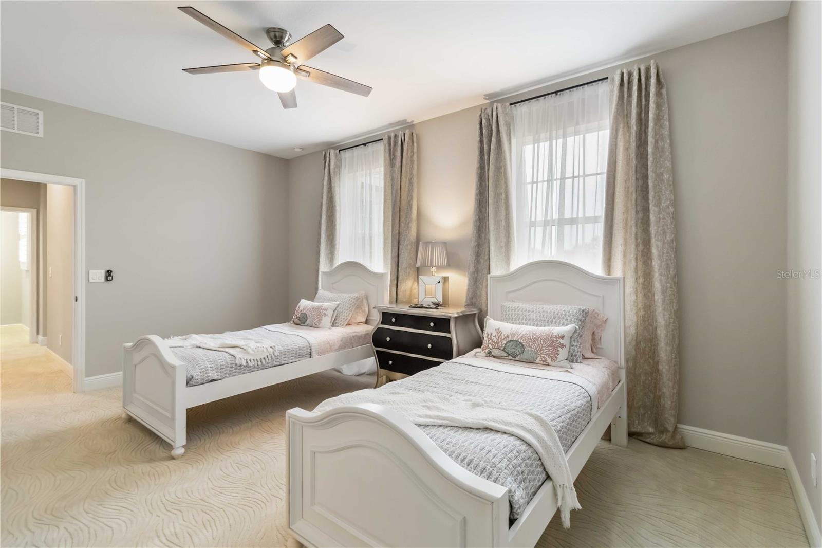 Image 31 of 50 For 24439 Riverfront Drive