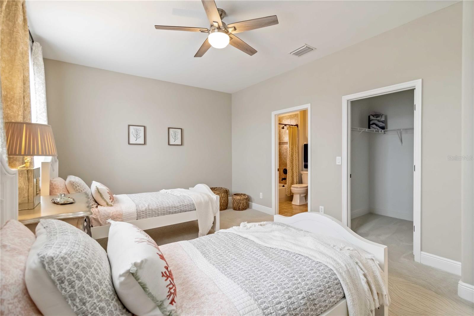 Image 32 of 50 For 24439 Riverfront Drive