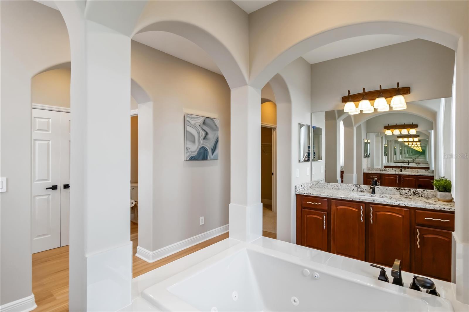 Image 39 of 50 For 24439 Riverfront Drive