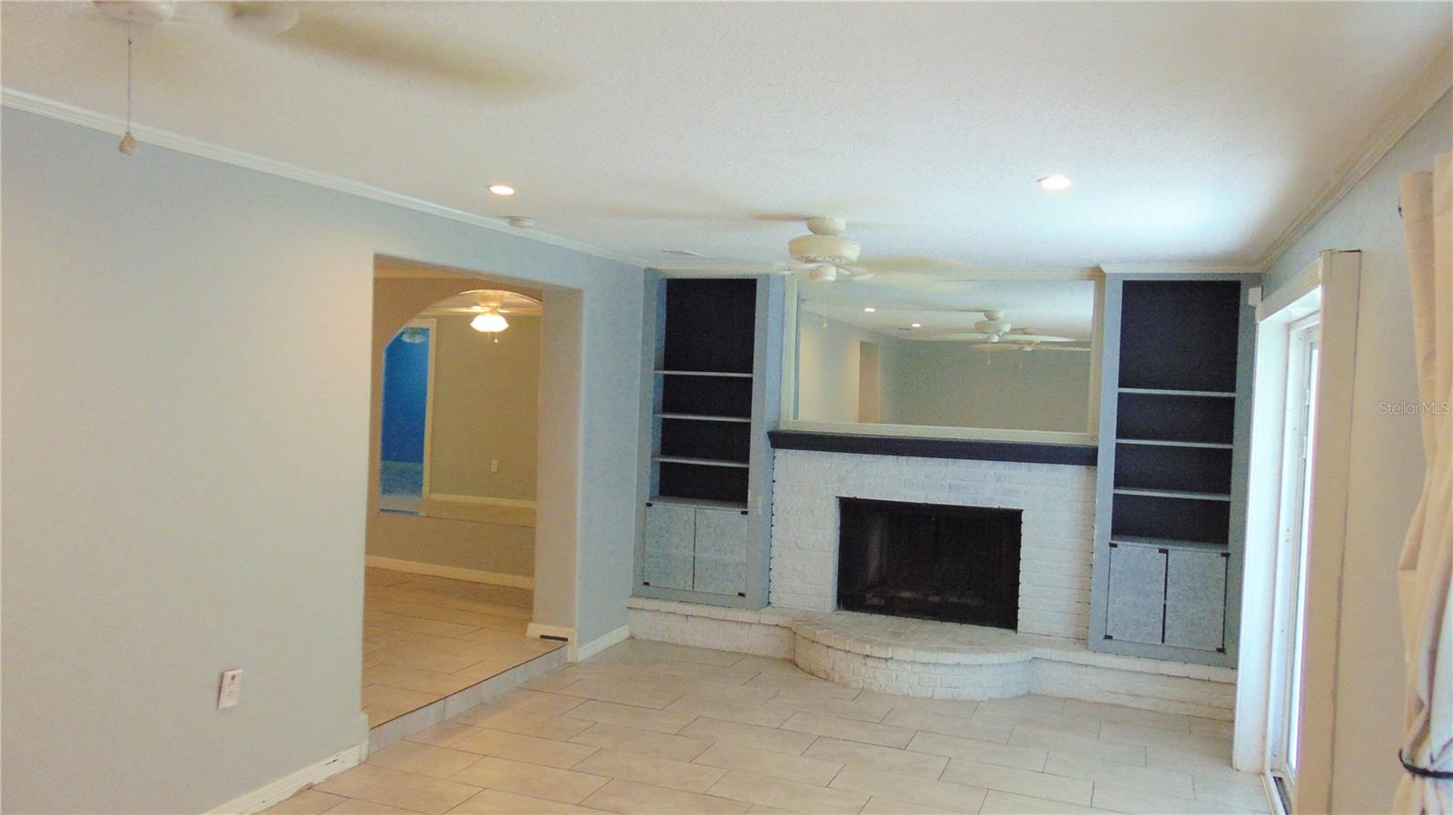Image 9 of 31 For 545 Bluebell Road