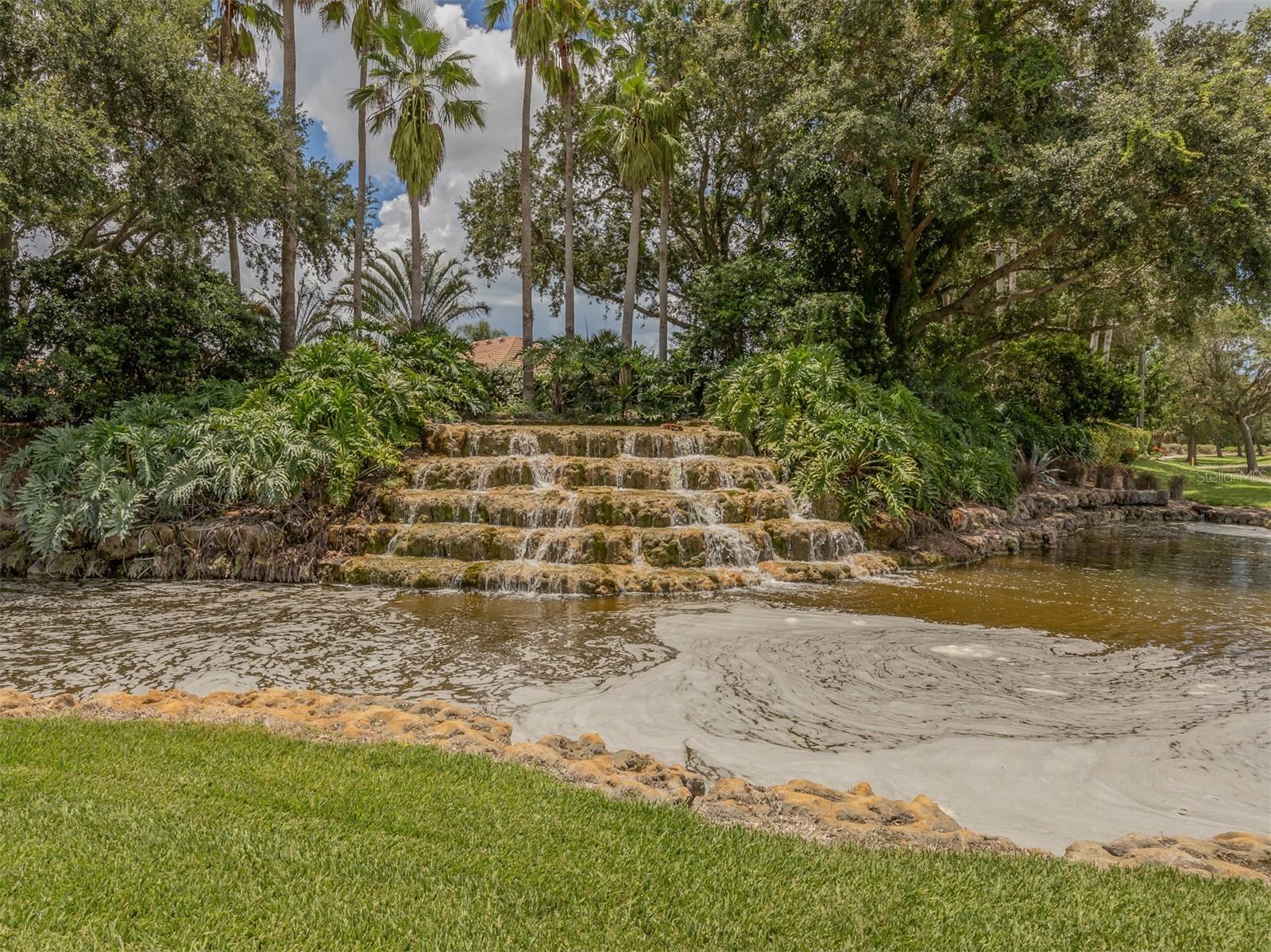 Image 30 of 76 For 4437 Corso Venetia Boulevard B17