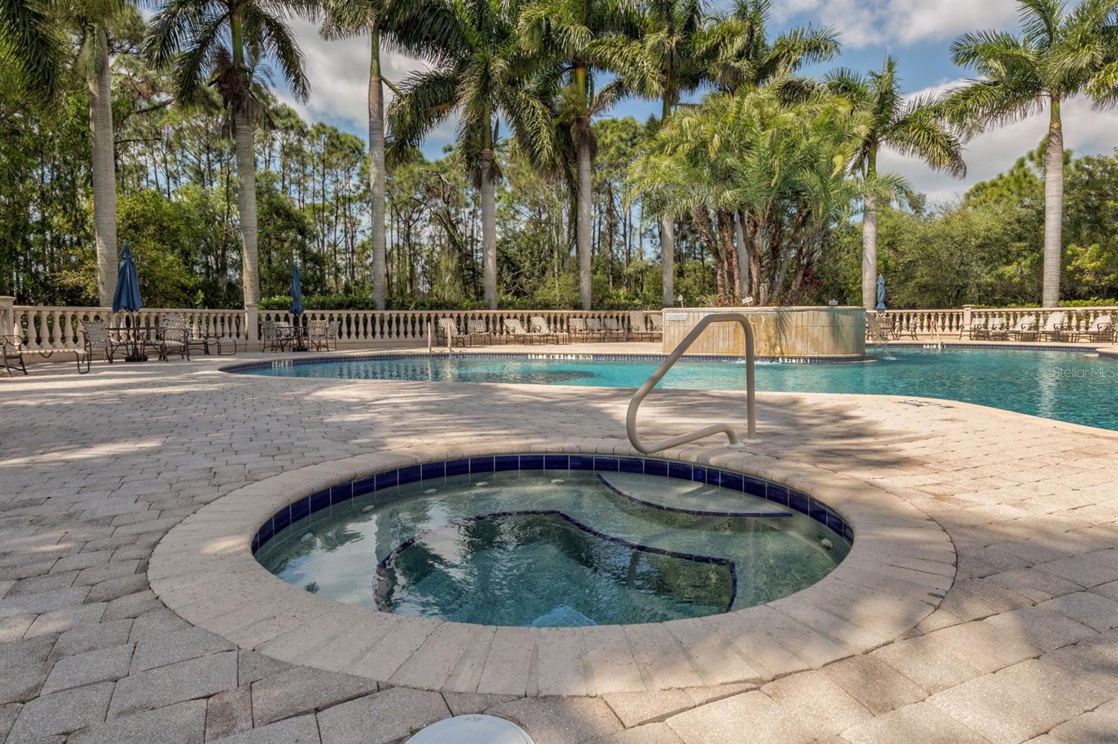 Image 46 of 76 For 4437 Corso Venetia Boulevard B17